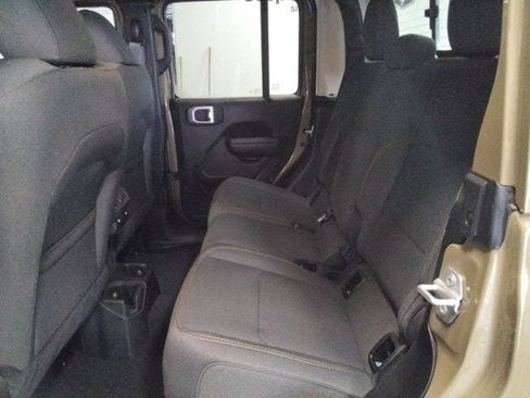 New 2026 Jeep Gladiator Sport AWD/4WD image 10