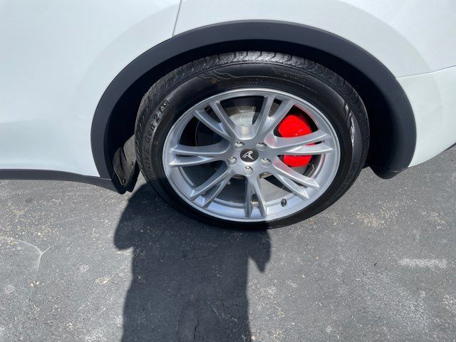Used 2023 Tesla Model Y Long Range AWD/4WD image 24