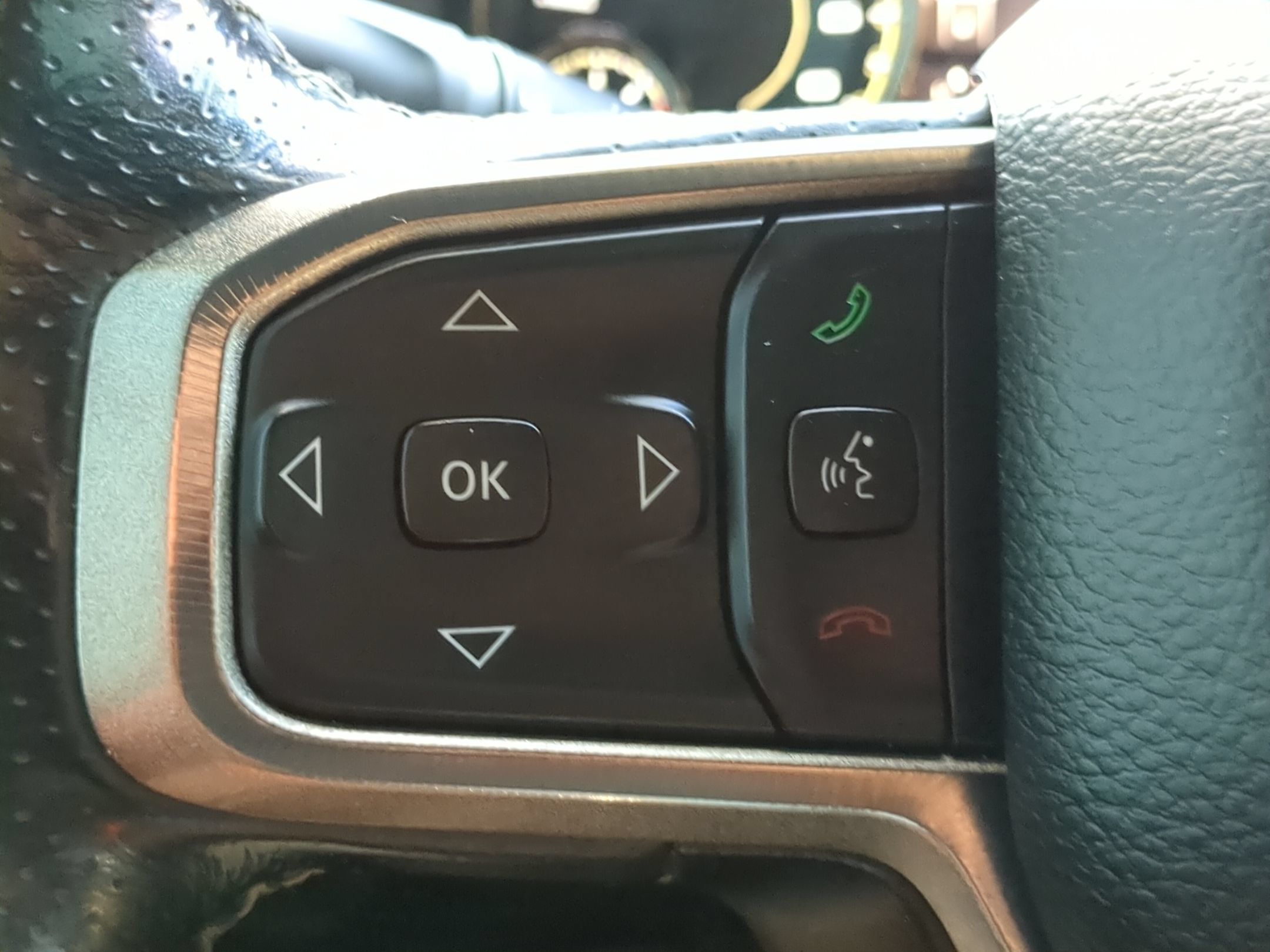Used 2020 RAM 1500 Rebel AWD/4WD image 21