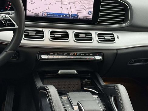 Used 2024 Mercedes-Benz GLE 350 4MATIC w/ Panoramic Roof image 18