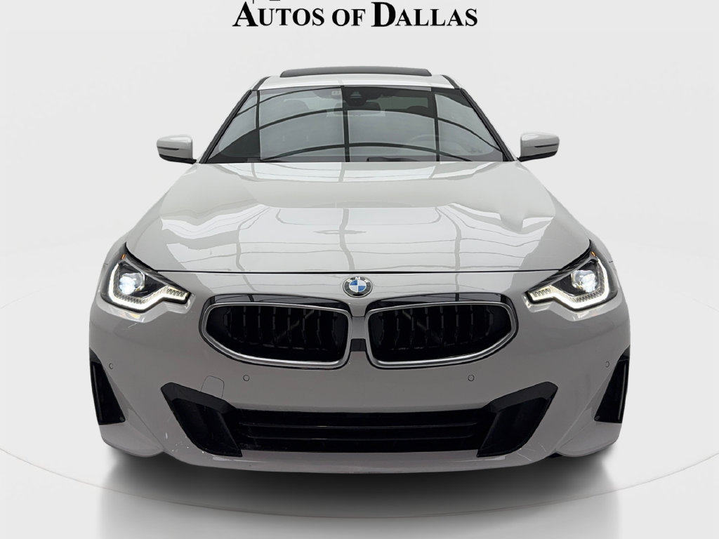 Used 2022 BMW 230i Coupe w/ Premium Package 2 RWD image 4