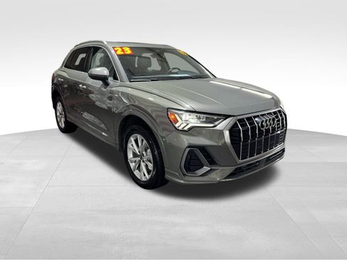 Used 2023 Audi Q3 2.0T Premium image 3