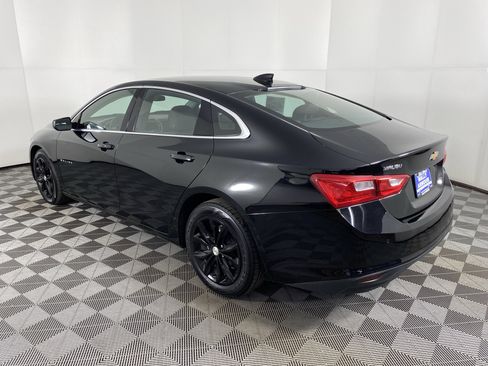 Used 2025 Chevrolet Malibu LT image 9