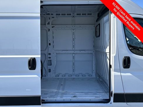 New 2026 RAM ProMaster 2500 w/ Premium Convenience Group image 20