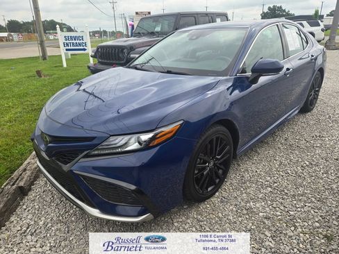 Used 2024 Toyota Camry XSE FWD image 1