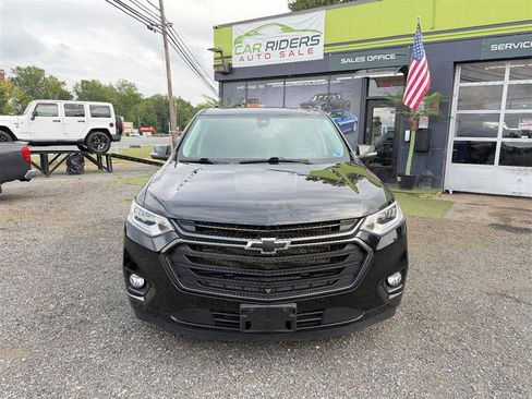 Used 2021 Chevrolet Traverse Premier w/ Redline Edition AWD/4WD image 2