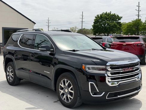 Used 2021 GMC Acadia SLT w/ LPO, Floor Liner Package AWD/4WD image 4
