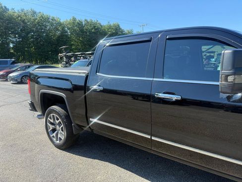 Used 2015 GMC Sierra 1500 SLT w/ All-Terrain Package AWD/4WD image 18