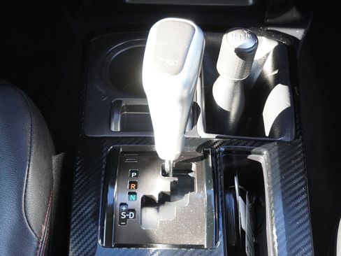 Certified 2022 Toyota 4Runner TRD Off-Road Premium image 34