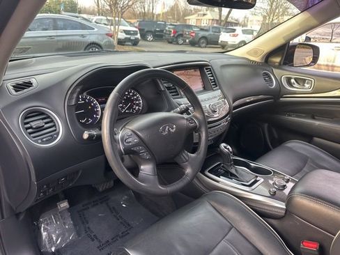 Used 2019 INFINITI QX60 Luxe w/ Essential Package image 16