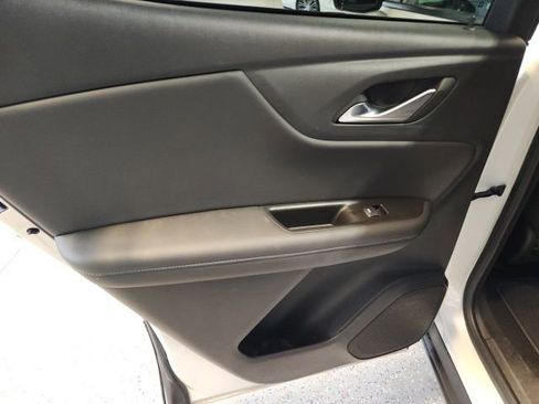 Used 2022 Chevrolet Blazer LT image 13