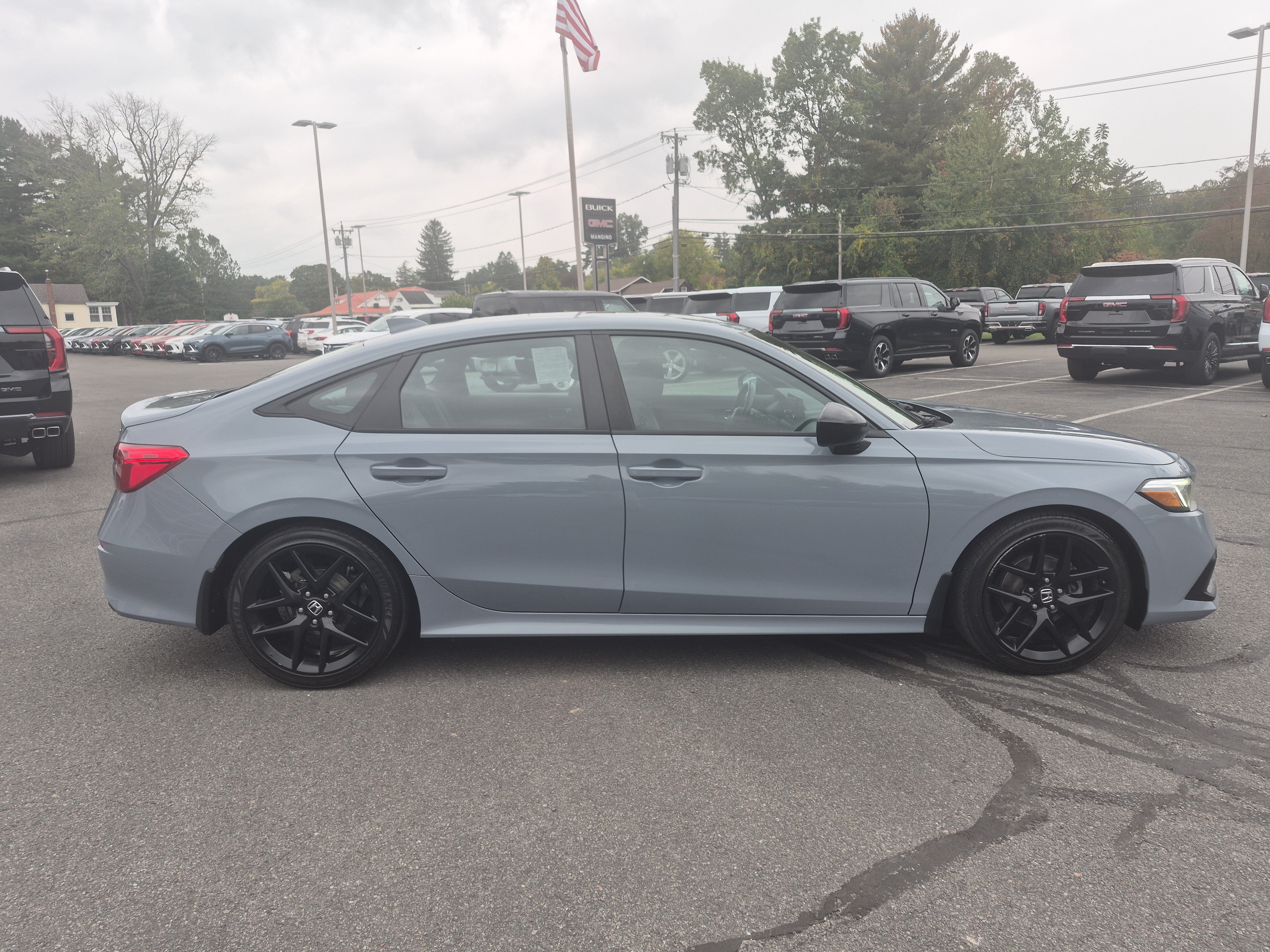 Used 2022 Honda Civic Sport image 6