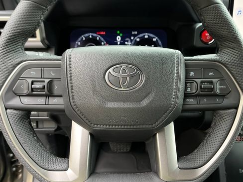 New 2026 Toyota Tacoma TRD Off-Road w/ TRD Off Road Upgrade Package AWD/4WD image 14