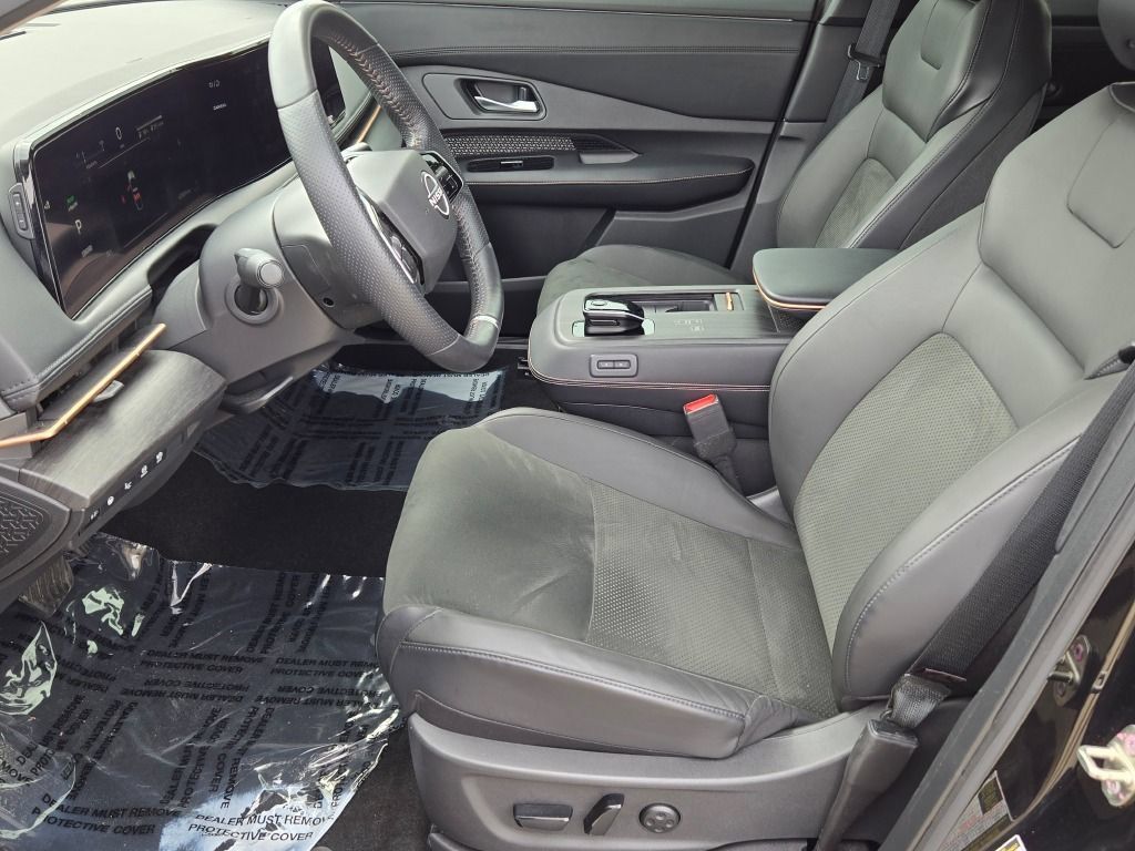 Used 2023 Nissan Ariya FWD image 21