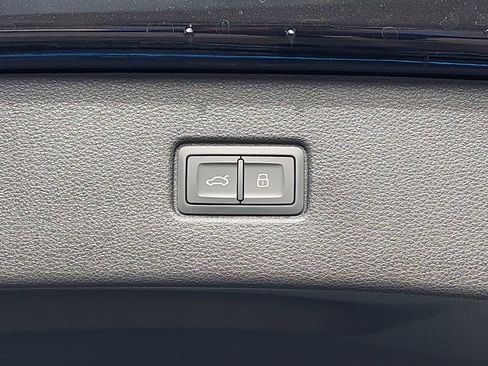 New 2026 Audi Q7 3.0T Premium Plus image 15