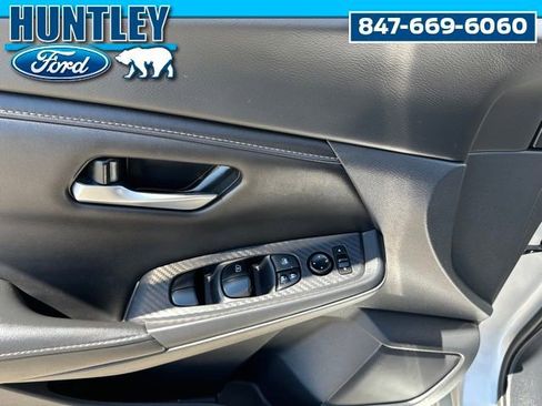 Used 2022 Nissan Sentra SV w/ All-Weather Package image 18