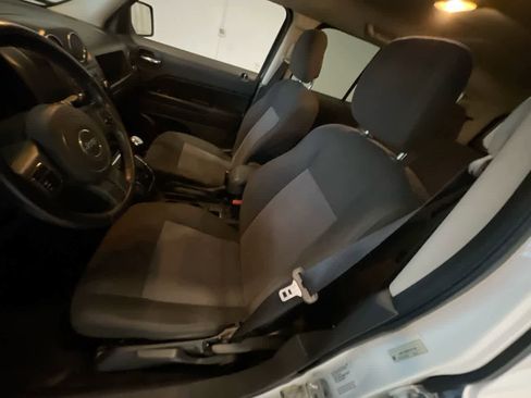 Used 2011 Jeep Patriot Latitude image 11