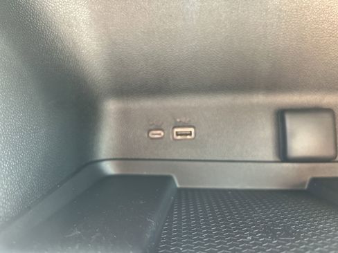 New 2026 Chevrolet Traverse LT w/ Sun and Wheel Package image 33