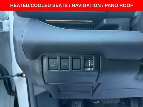 Used 2025 Subaru Ascent Touring w/ Popular Package #2 image 16