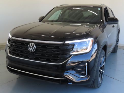 New 2026 Volkswagen Atlas Cross Sport SEL Premium R-Line AWD/4WD image 9