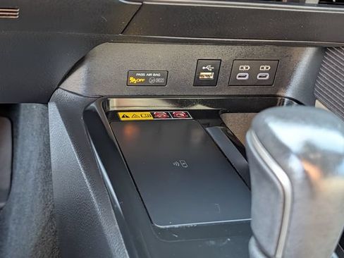 Used 2025 Toyota Camry SE FWD image 16