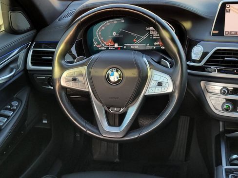Used 2020 BMW 740i w/ Cold Weather Package image 35