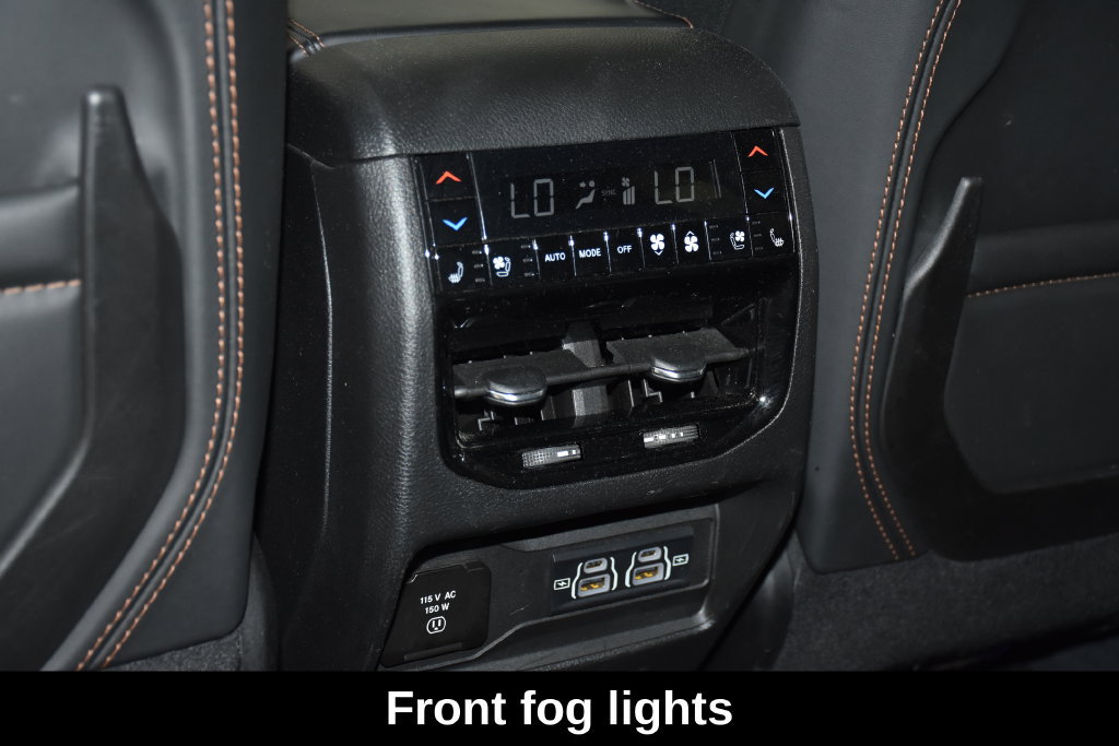 Used 2023 Jeep Grand Cherokee L Summit AWD/4WD image 28