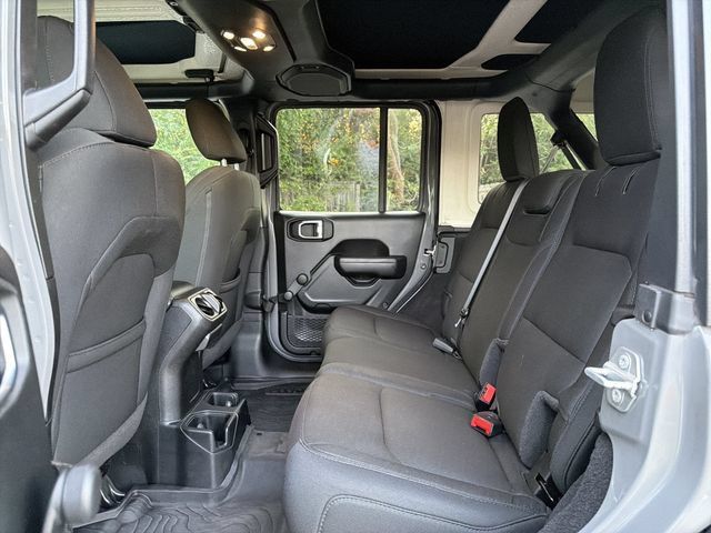 Used 2021 Jeep Wrangler Unlimited Sport AWD/4WD image 13
