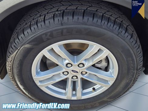 Certified 2021 Ford Explorer XLT w/ Equipment Group 202A image 7