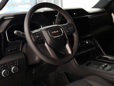 Used 2024 GMC Sierra 2500 AT4 w/ AT4 Premium Plus Package AWD/4WD image 22