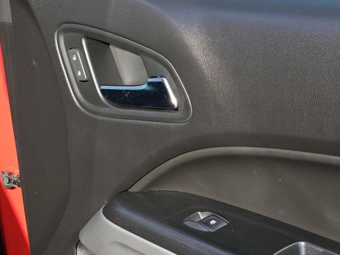 Used 2019 Chevrolet Colorado ZR2 w/ ZR2 Dusk Special Edition AWD/4WD image 33