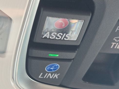 Used 2024 Acura MDX SH-AWD w/ Technology Package image 9