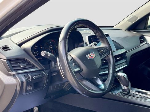 Used 2022 Cadillac CT4 Sport image 9