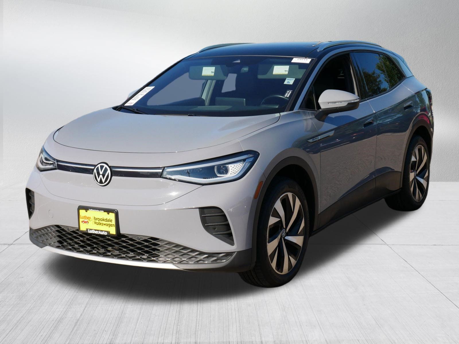 Used 2021 Volkswagen ID.4 Pro S w/ Gradient Package AWD/4WD image 3