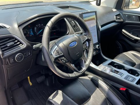 Used 2022 Ford Edge Titanium AWD/4WD image 14