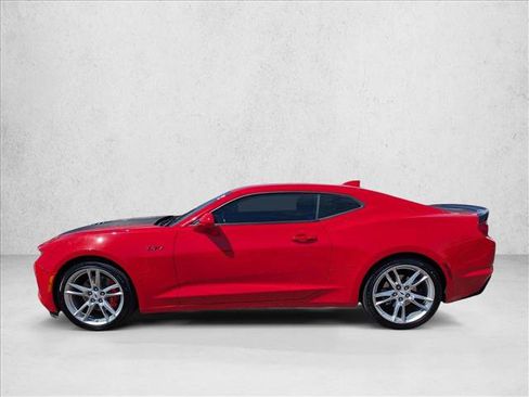 Used 2021 Chevrolet Camaro LT w/ Technology Package RWD image 9