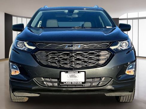 Used 2019 Chevrolet Equinox LT w/ Sun & Navigation Package AWD/4WD image 2