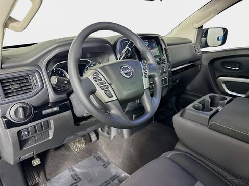 Certified 2024 Nissan Titan SV image 10
