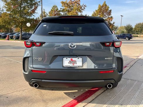Used 2025 MAZDA CX-50 AWD 2.5 S w/ Preferred Package image 7