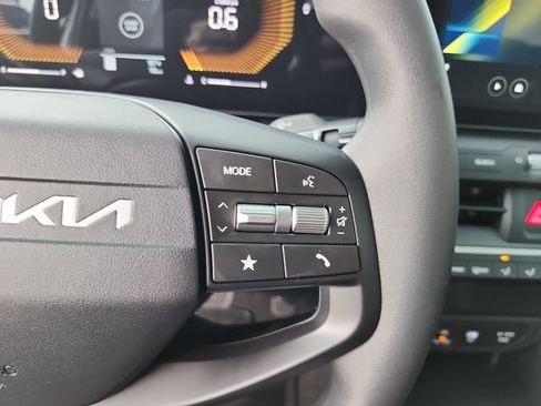 New 2026 Kia K4 FWD image 20