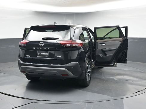 Used 2023 Nissan Rogue SV image 53