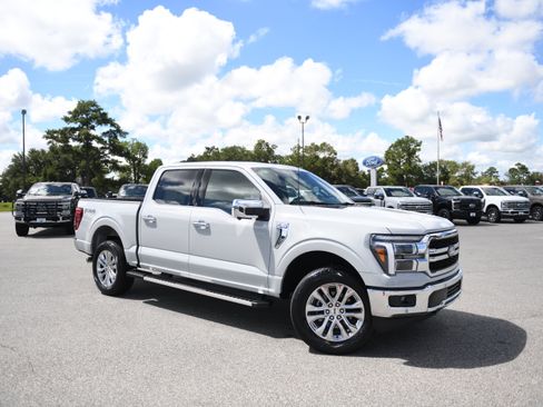 New 2026 Ford F150 Lariat w/ Equipment Group 502A High AWD/4WD image 2