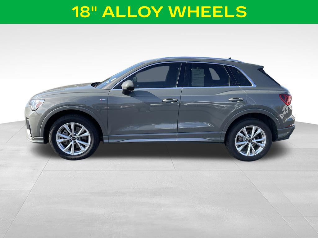 Used 2024 Audi Q3 2.0T Premium w/ Convenience Package AWD/4WD image 7