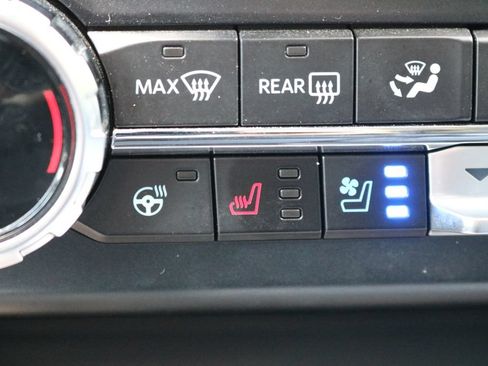 Used 2024 Ford F250 Lariat w/ Lariat Ultimate Package AWD/4WD image 27
