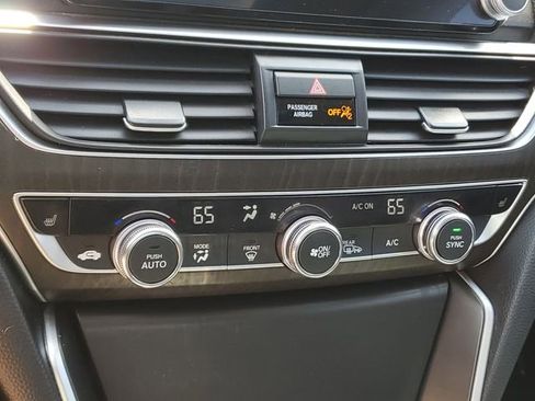 Used 2018 Honda Accord EX-L image 29