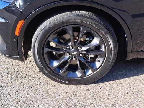 Used 2022 Dodge Durango R/T w/ Hemi Orange Plus Package image 9