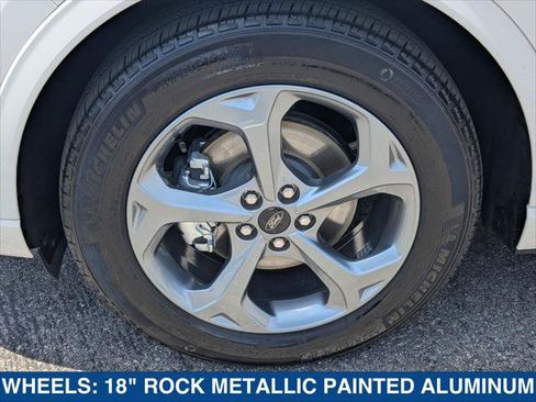 Certified 2024 Ford Escape ST-Line w/ Tech Pack #1 FWD image 9