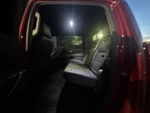 Used 2020 Chevrolet Silverado 2500 LT w/ Texas Edition AWD/4WD image 5