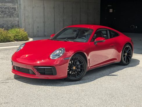 Used 2020 Porsche 911 Carrera 4 AWD/4WD image 1