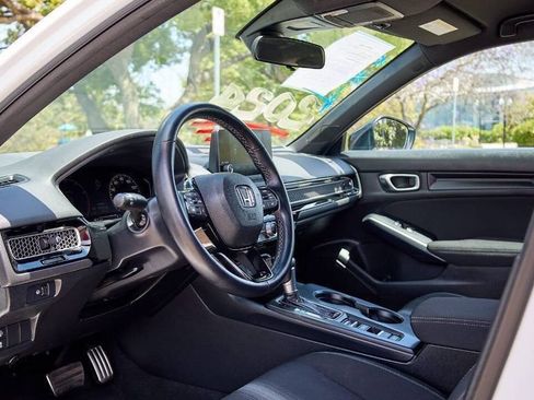 Used 2024 Honda Civic Sport image 17